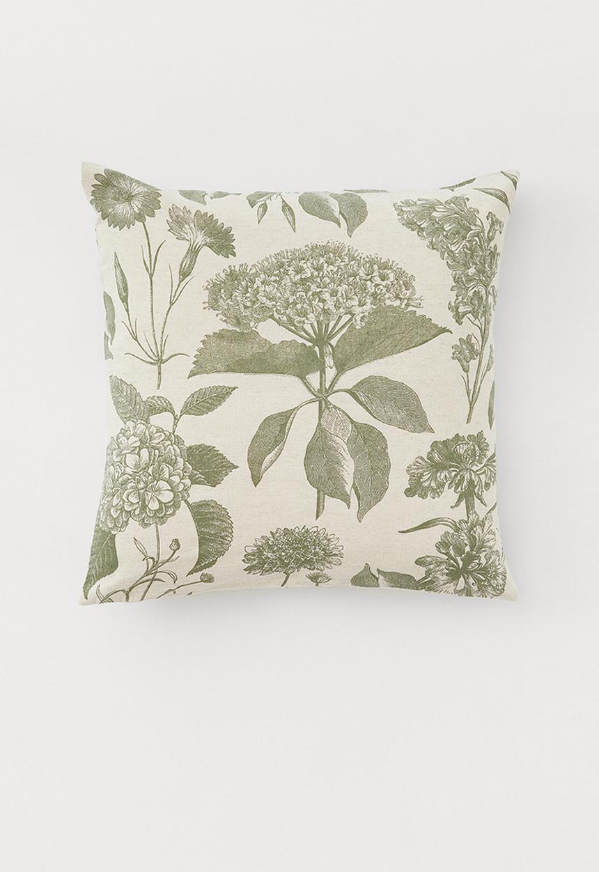 H&M - Patterned cushion cover - khaki green/floral