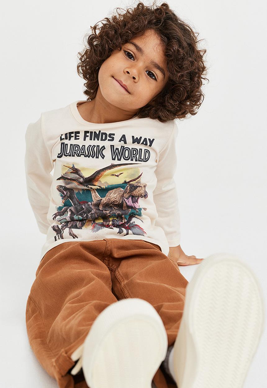 H&M - 2-Pack tops in printed cotton jersey - khaki green/jurassic world
