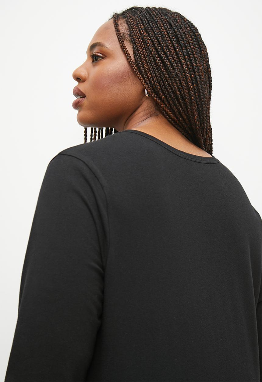 Superbalist - 2 pack long sleeve crew neck tops - black and white