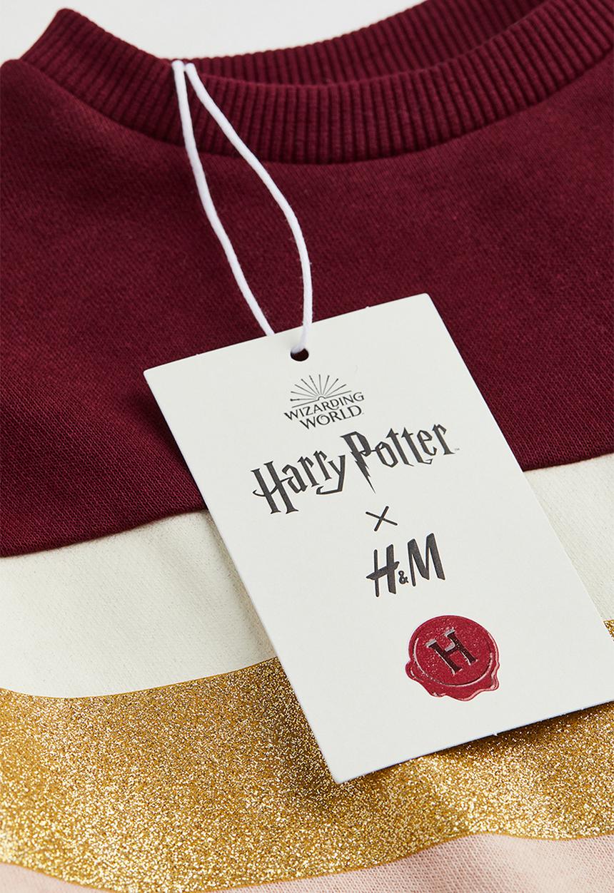 H&M - Embroidered sweatshirt dress - dark red/hogwarts