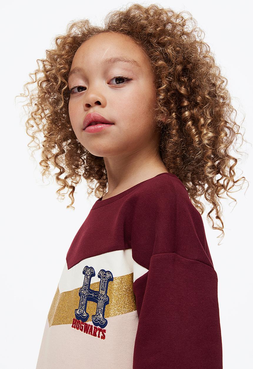 H&M - Embroidered sweatshirt dress - dark red/hogwarts