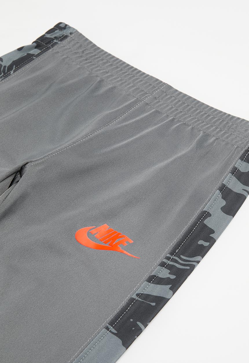 Nike - Nkb b nsw club camo aop tricot - smoke grey