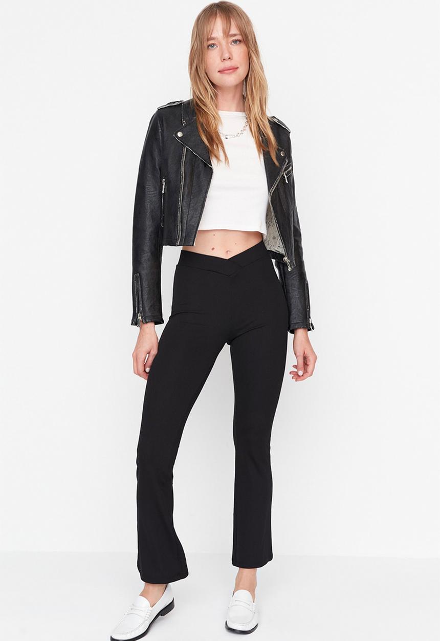 Trendyol - Ribbed knitted leggings - black