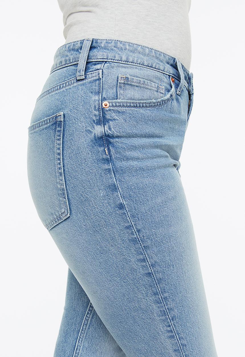 H&M - Flared high cropped jeans - light denim blue
