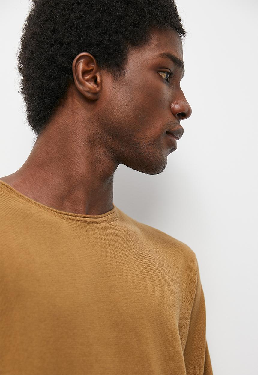 Superbalist - Slim fit l/s crew neck knit - burnt brick