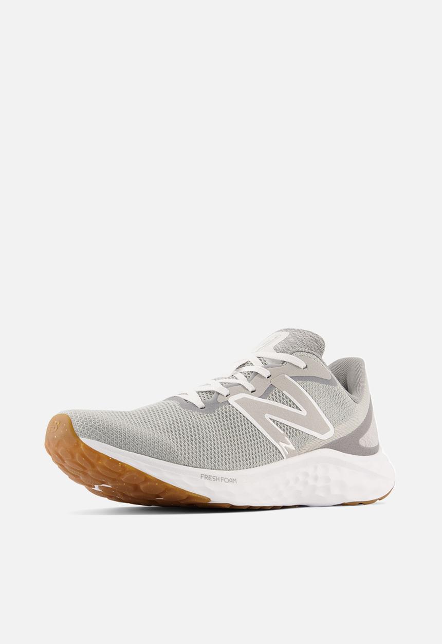 New Balance  - Fresh Foam Arishi V4