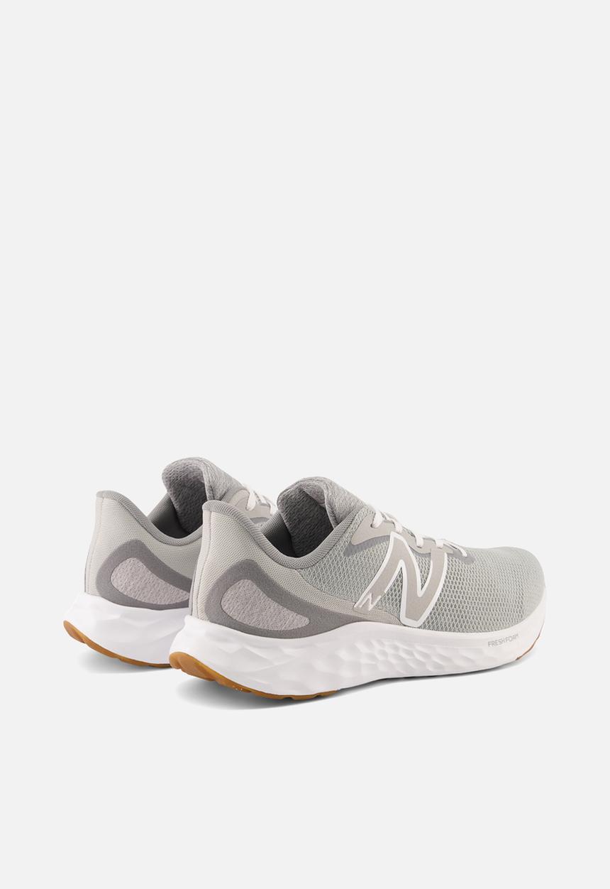 New Balance  - Fresh Foam Arishi V4