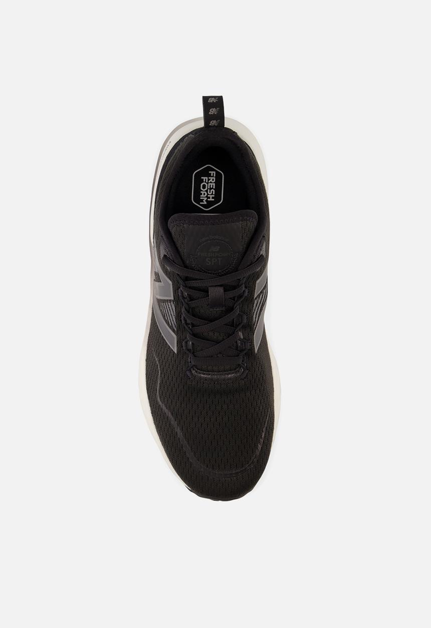 New Balance  - Fresh Foam SPT V4