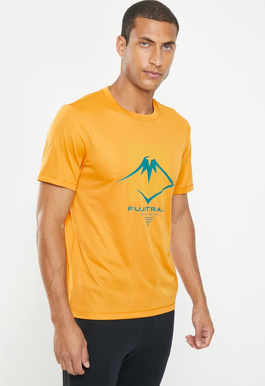 ASICS - Fujitrail logo short sleeve top - sandstorm