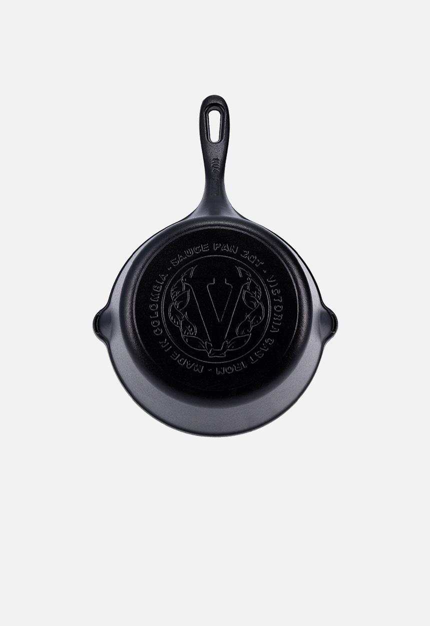 Victoria - 1.9L Cast iron saucepan - black enamelled