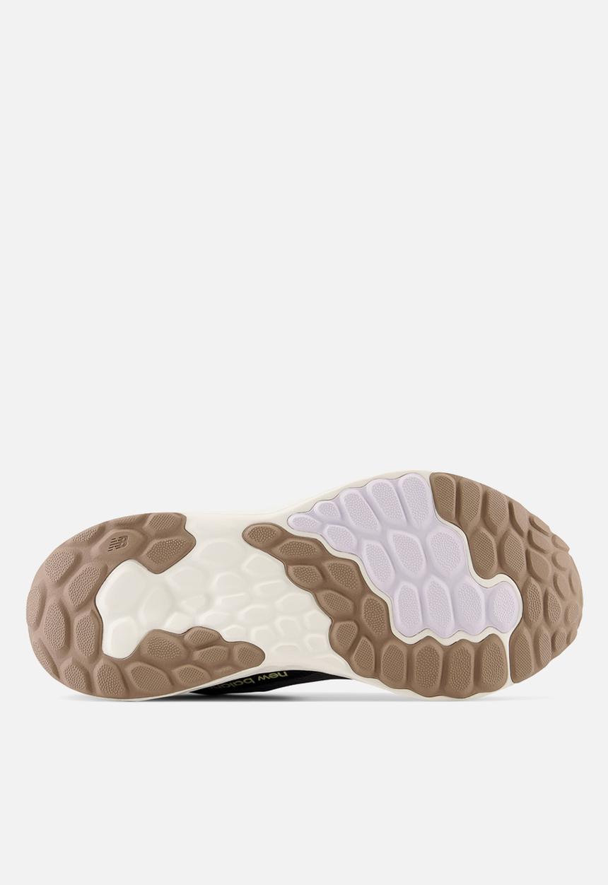 New Balance  - Fresh Foam Arishi V4