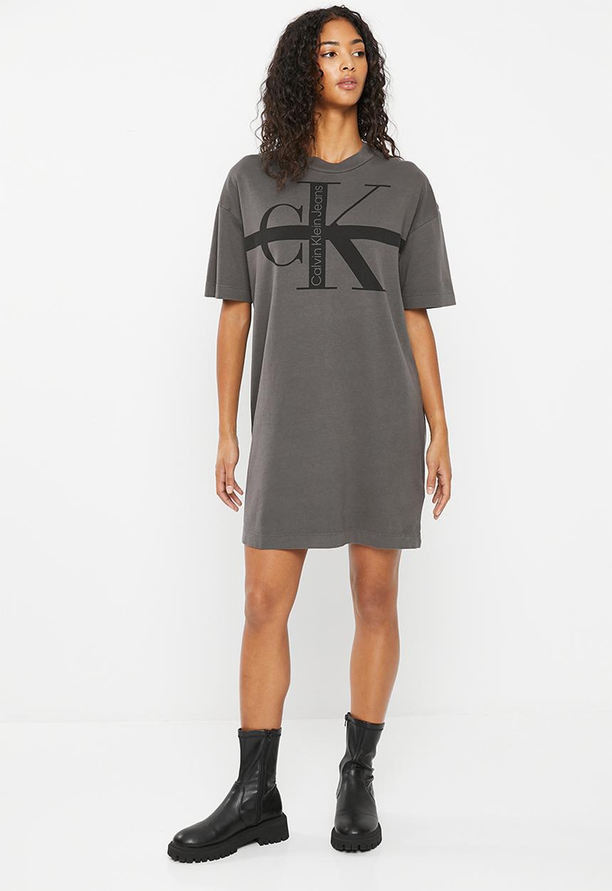 Calvin Klein - Monologo washed T-shirt dress - grey