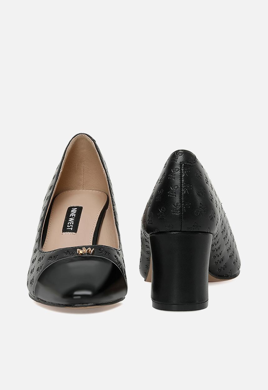 Nine West - Ayne  court heel - black