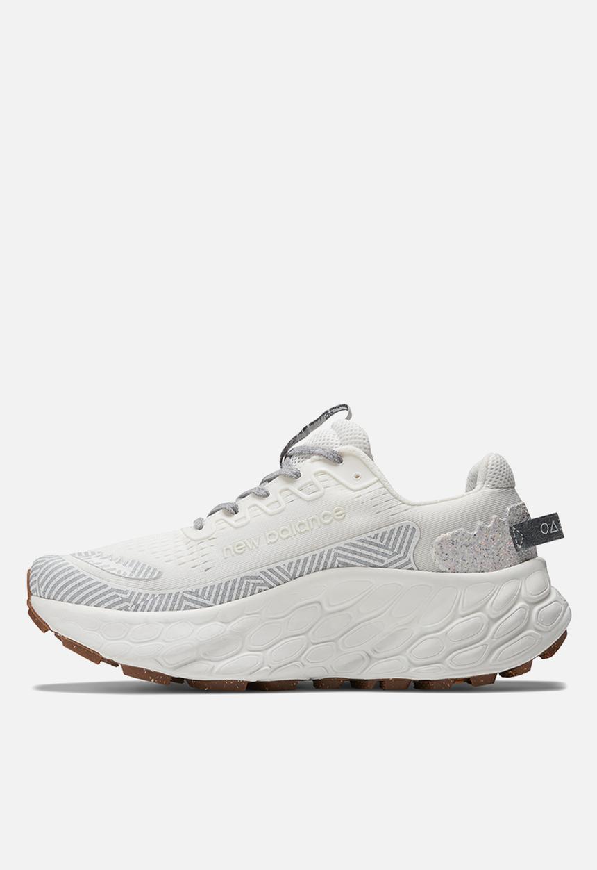 New Balance  - Fresh Foam x More Trail V3 