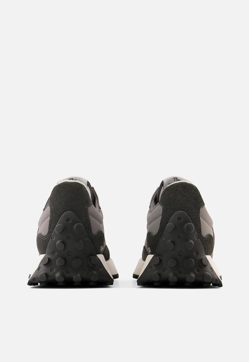 New Balance  - 327 V1 