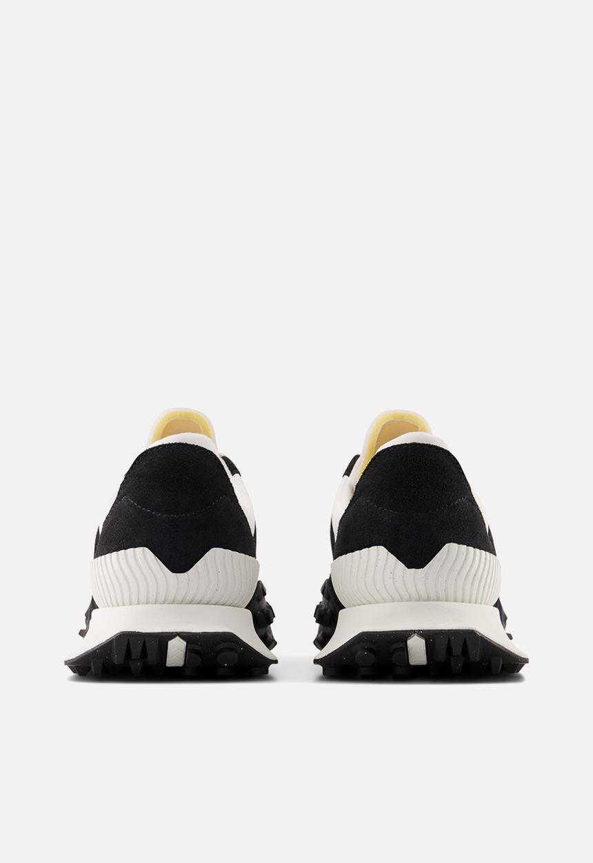 New Balance  - Xc72 - 70's meets 90's - black (001)