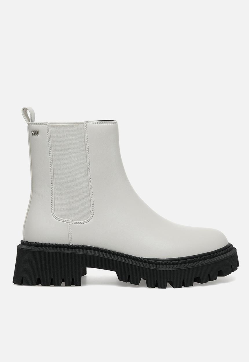 Nine West - Busen chelsea boot - off white