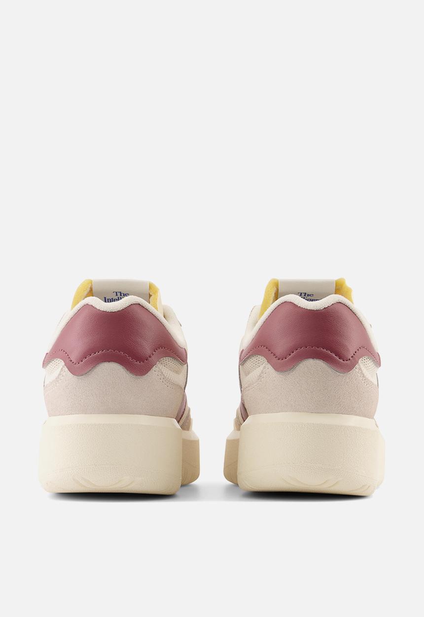 New Balance  - CT302 v1 - 70's meets 90's