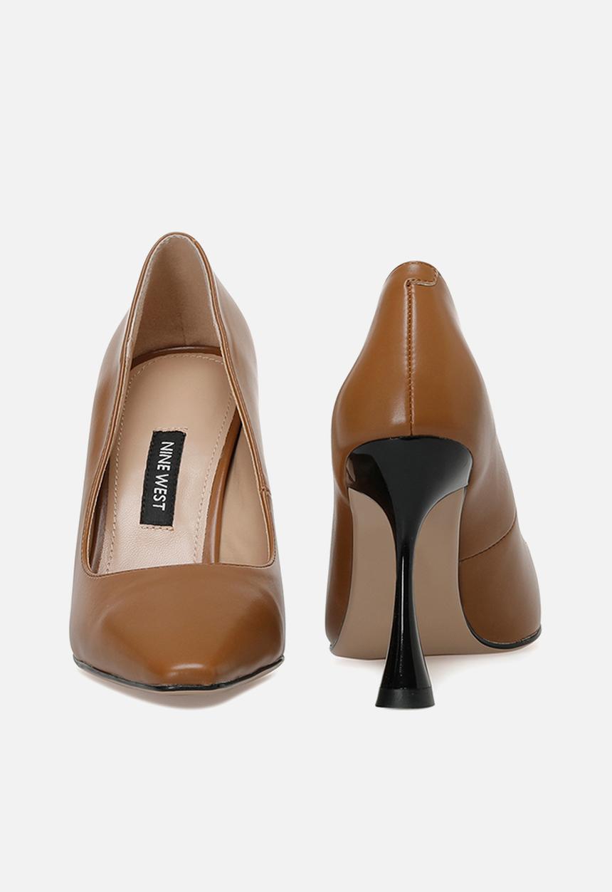 Nine West - Ecrina court heel - brown