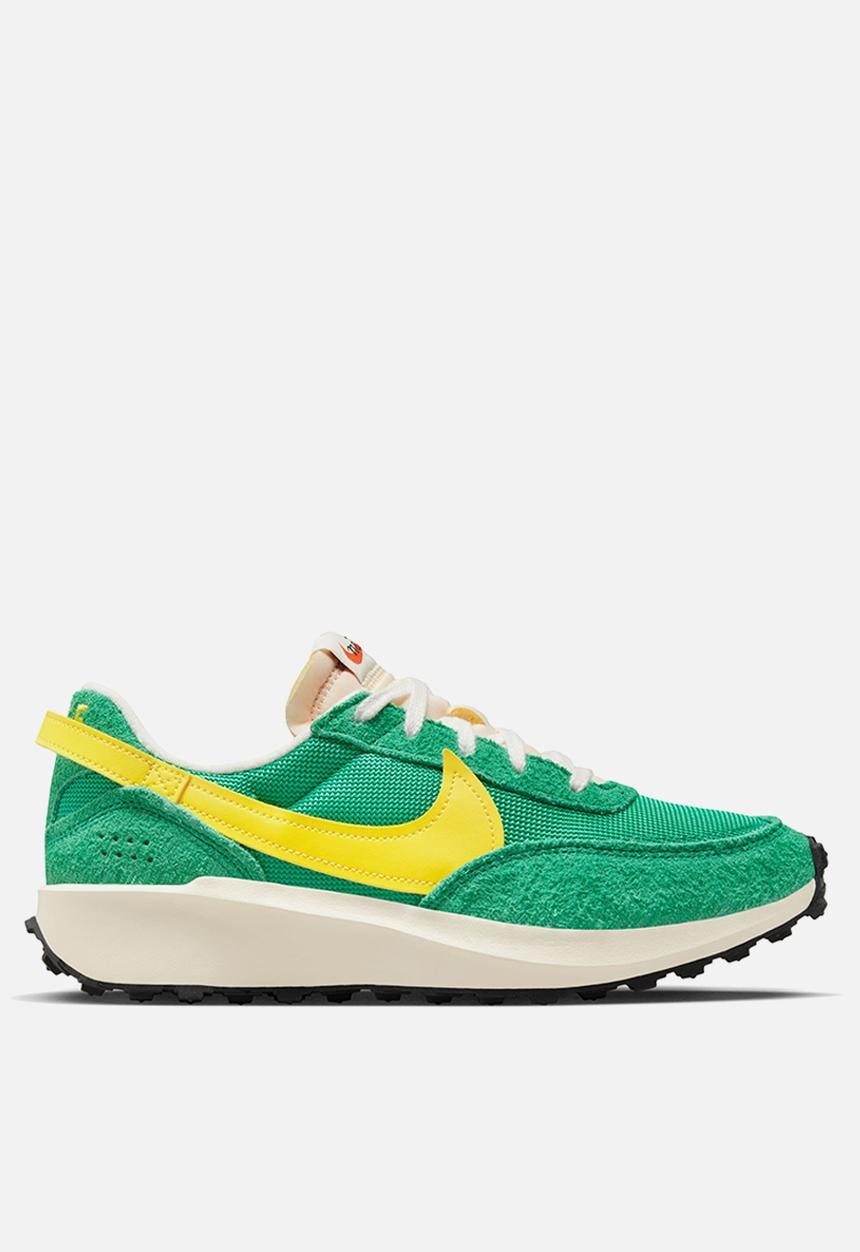 Nike - Waffle Debut