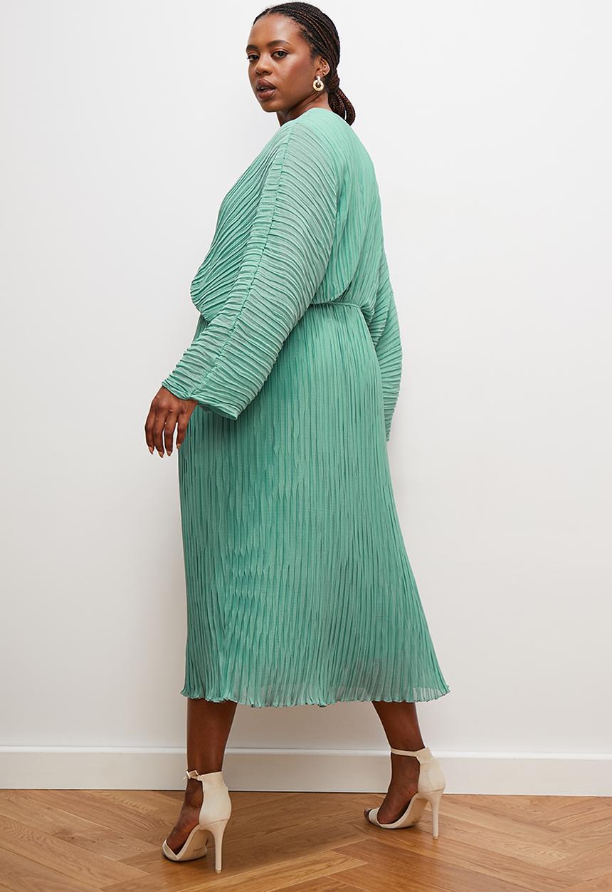 edit - Dolman sleeve pleated midi dress - bottle green