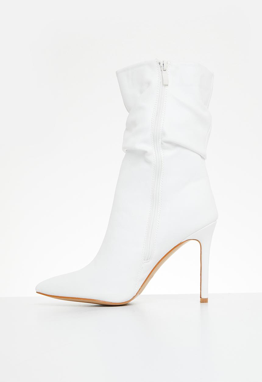 Miss Black - Boss 3 ruched boot - white