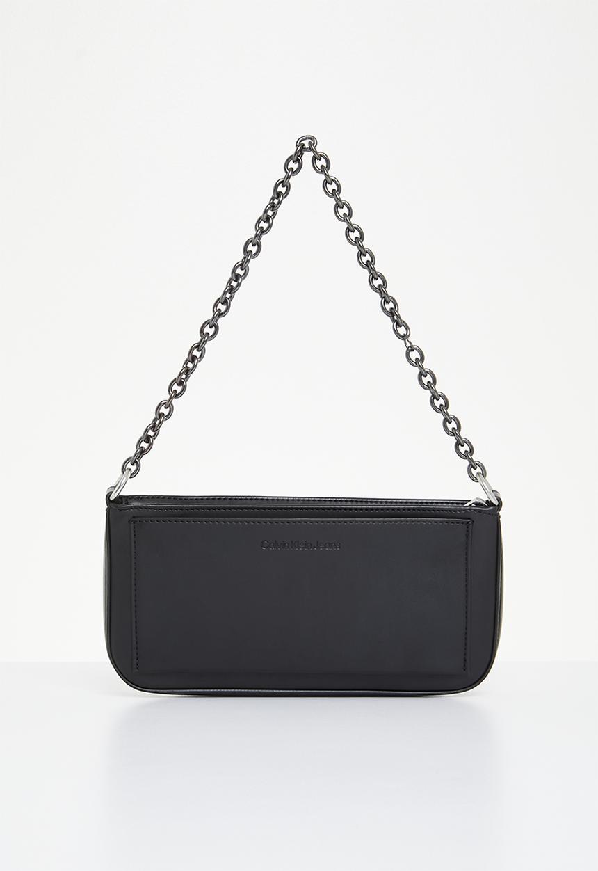 Calvin Klein - Sculpted shoulder po - black