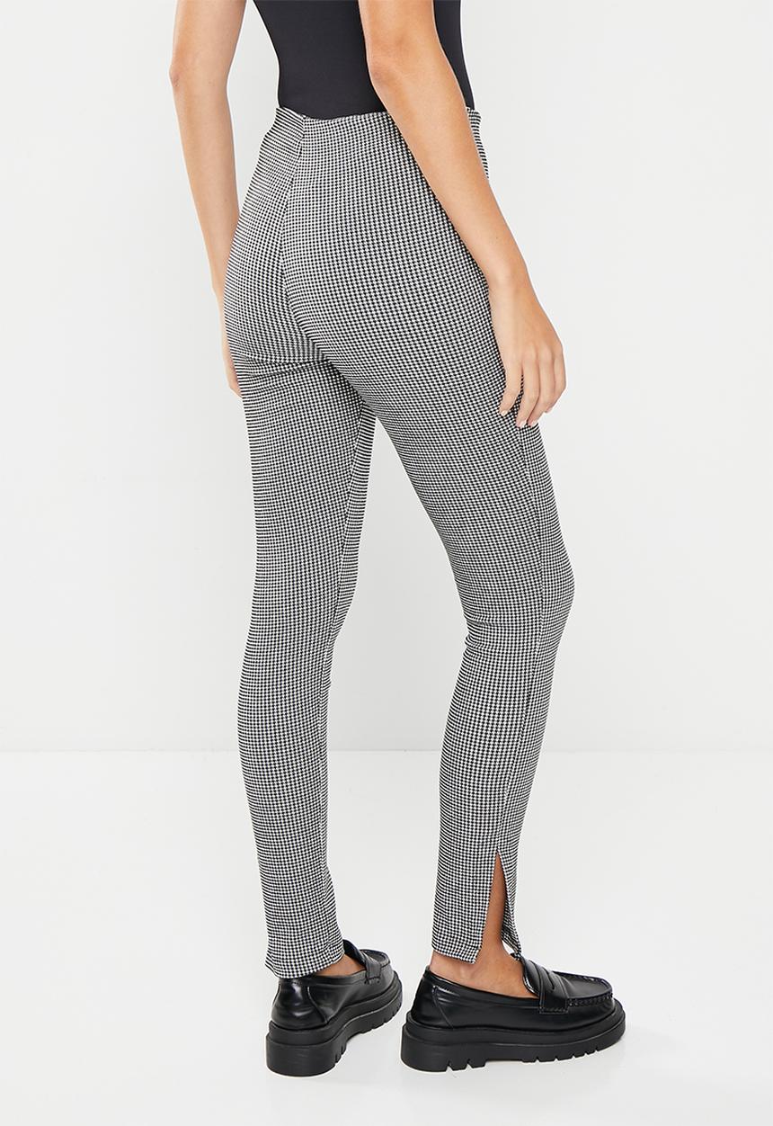 Me&B - Houndstooth Slit flare knit tregging - black & white