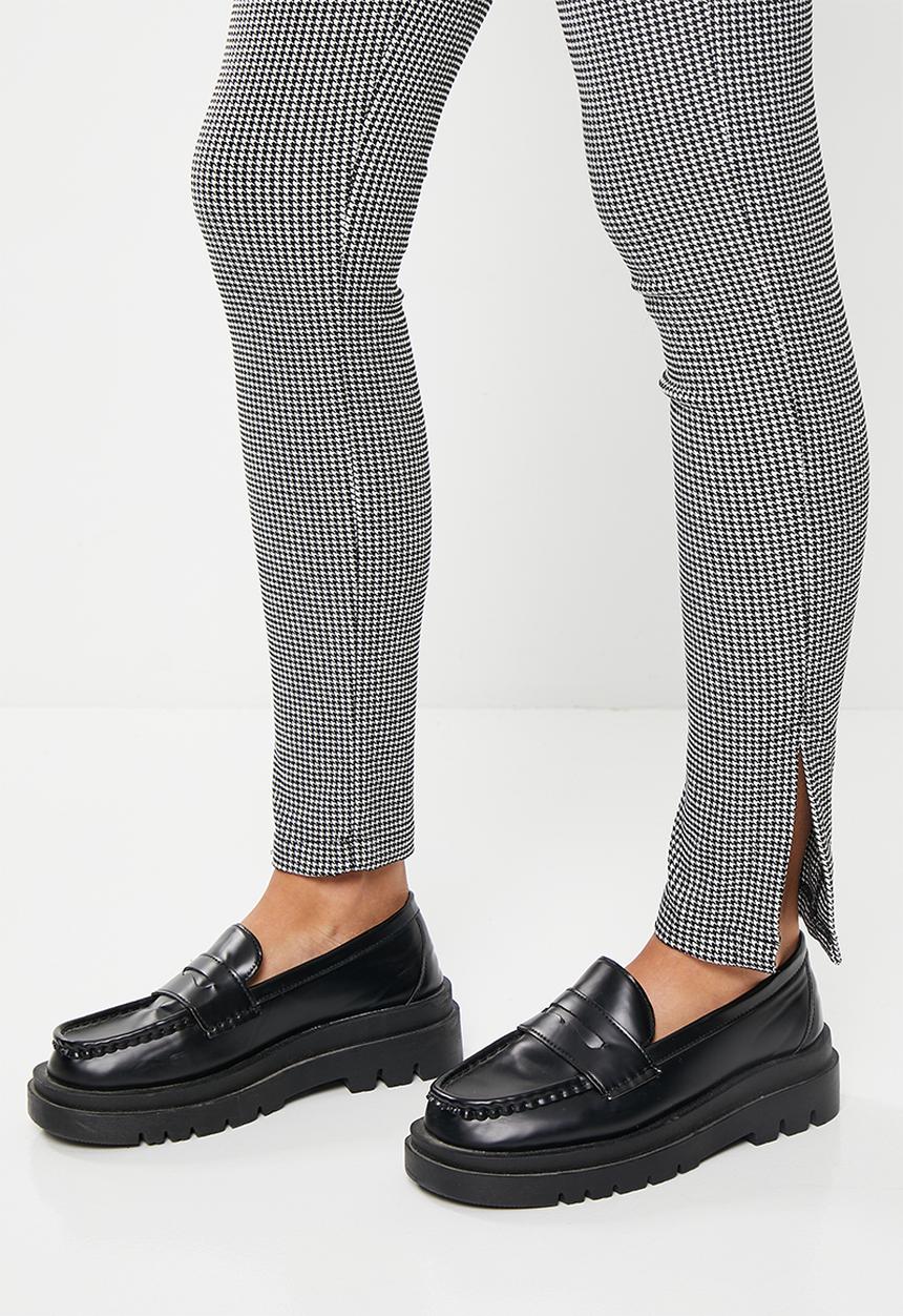 Me&B - Houndstooth Slit flare knit tregging - black & white