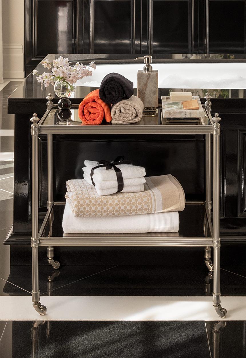 H&M - Glass vase - black/clear glass