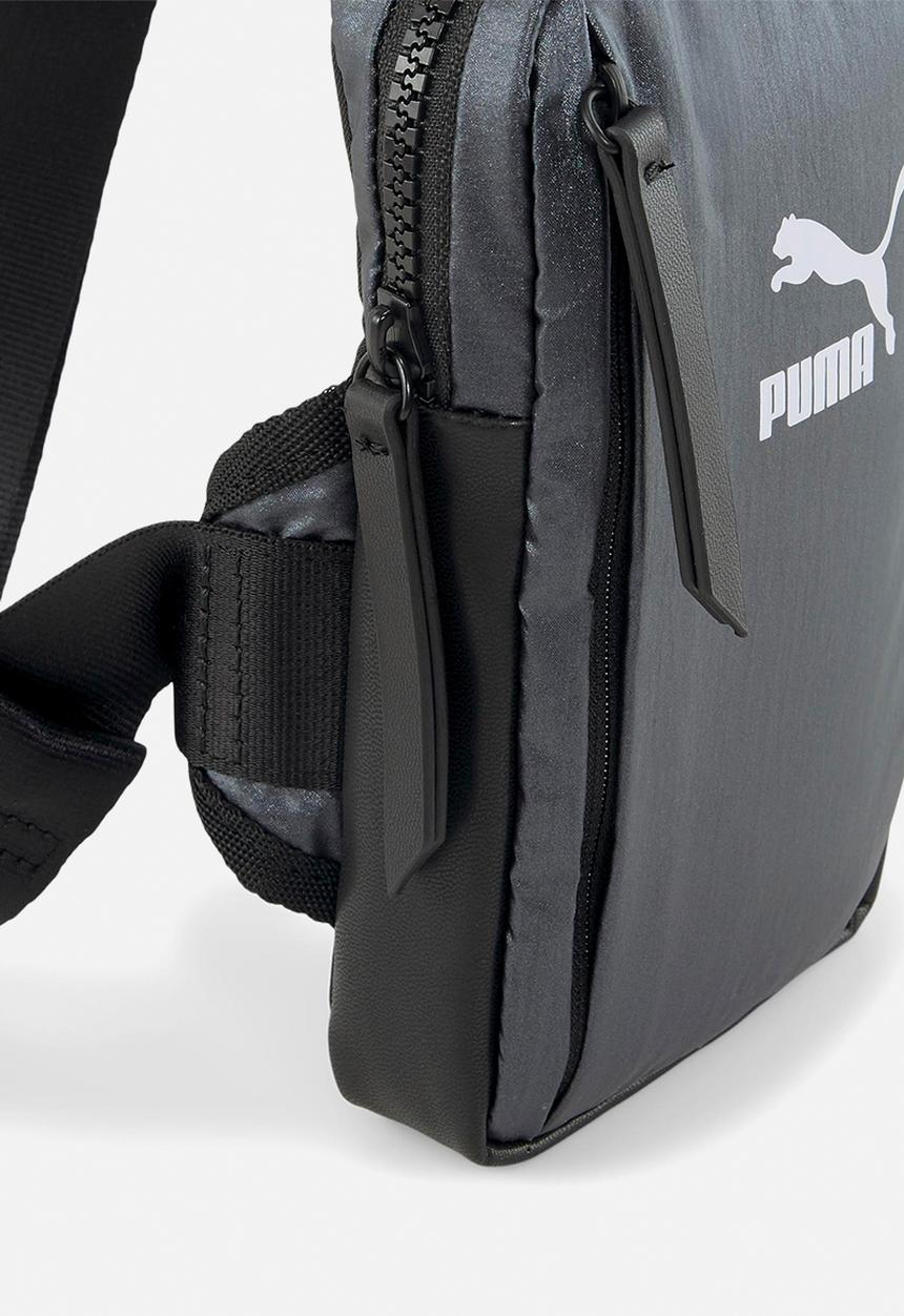 PUMA - Prime time front loader bag - puma black