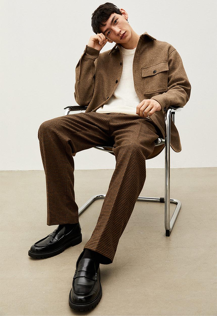 H&M - Relaxed fit wool-blend trousers - brown/dogtooth-patterned