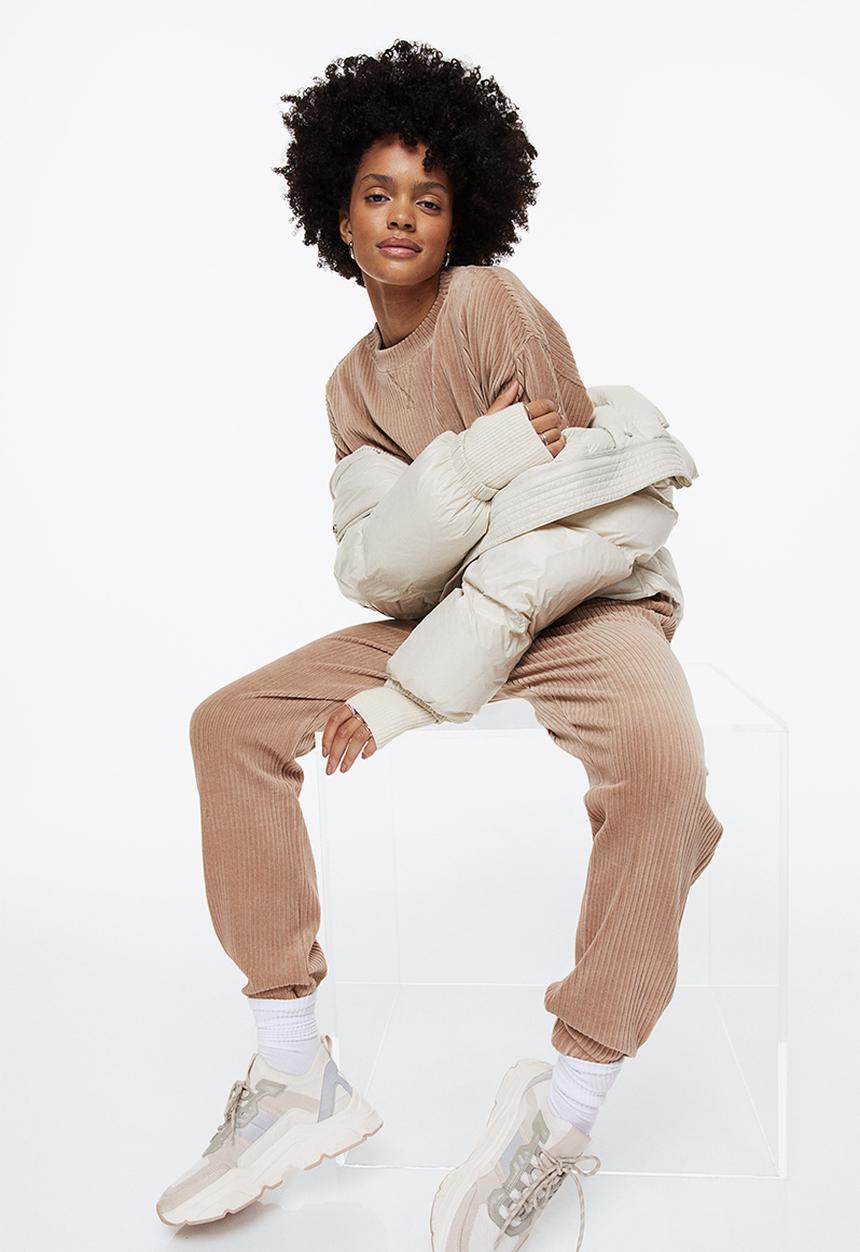 H&M - Velour joggers - beige