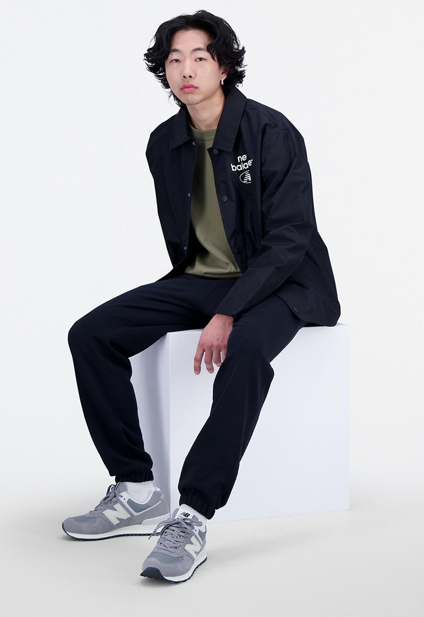 New Balance  - Nb essentials essentials re-imagined jacket - black