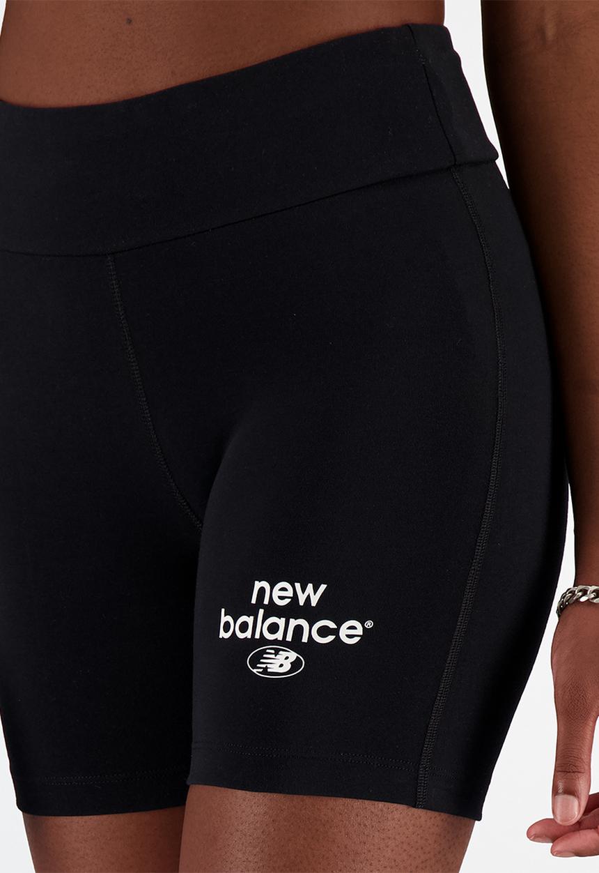 New Balance  - Nb essentials essentials re-imagined fitted short - black
