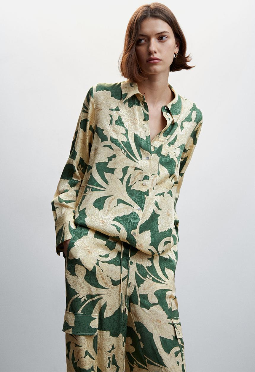 MANGO - Trousers cammo - green