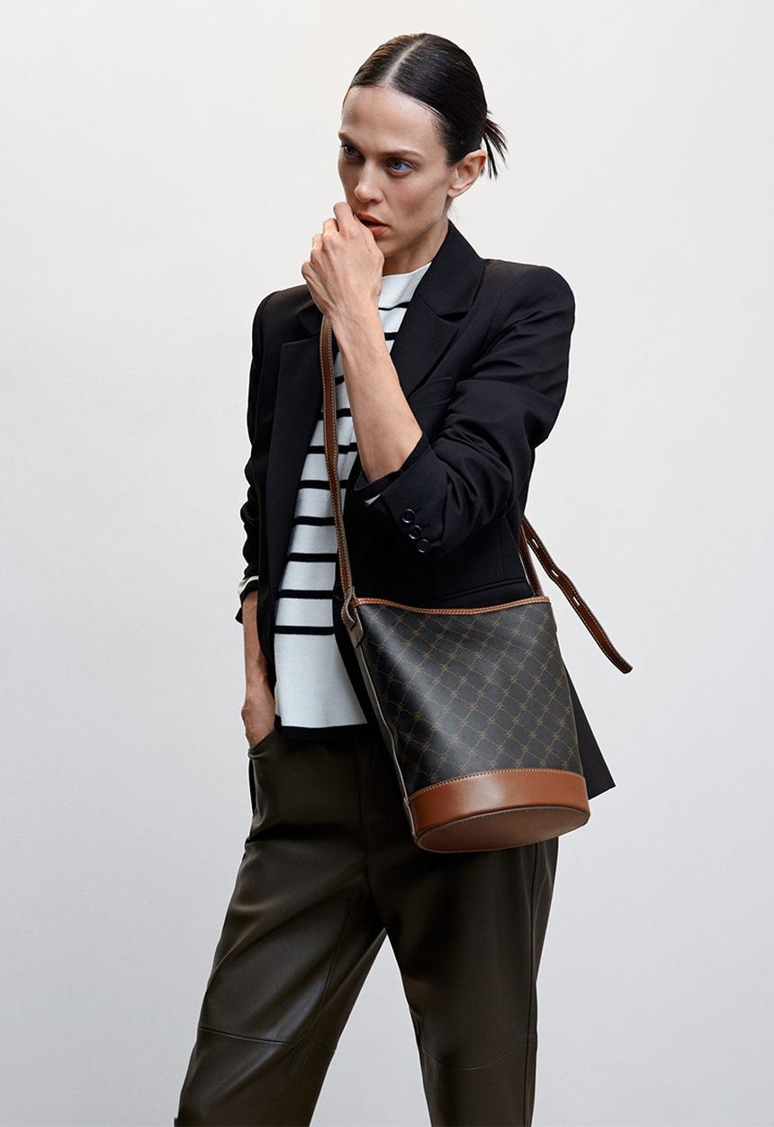 MANGO - Bag yvonne - black & brown 