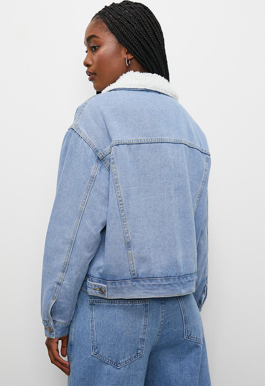 Blake - Denim sherling trucker - light blue