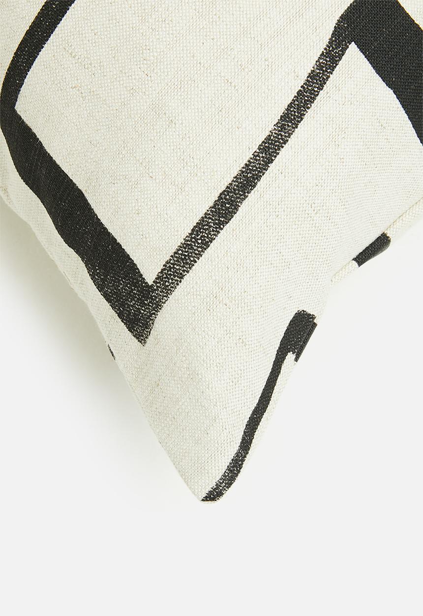 Sixth Floor - Kira cushion cover - black