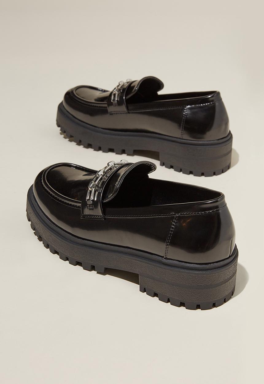 Cotton On - Lauren lug sole loafer - black 