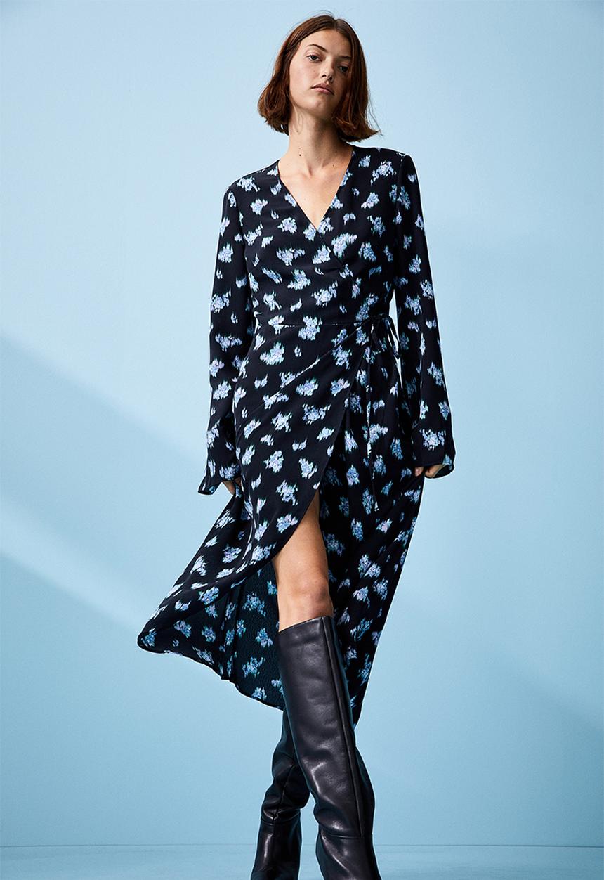 H&M - Crêpe wrap dress - navy/patterned