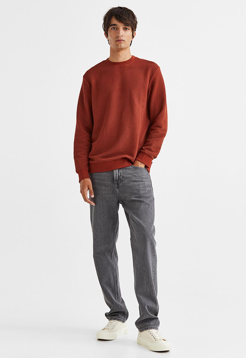 H&M - Regular fit ribbed sweatshirt - rust red