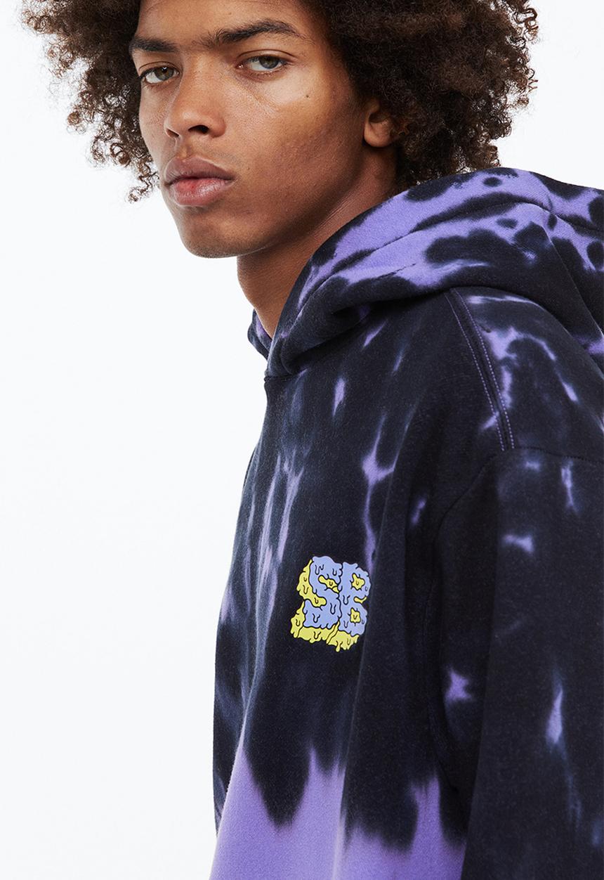 H&M - Relaxed fit hoodie - purple/spongebob