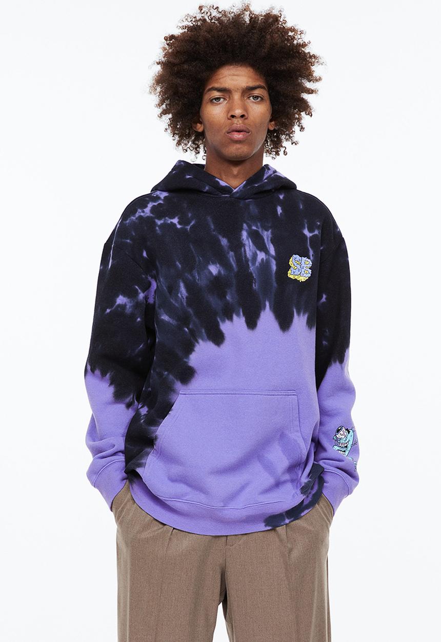 H&M - Relaxed fit hoodie - purple/spongebob