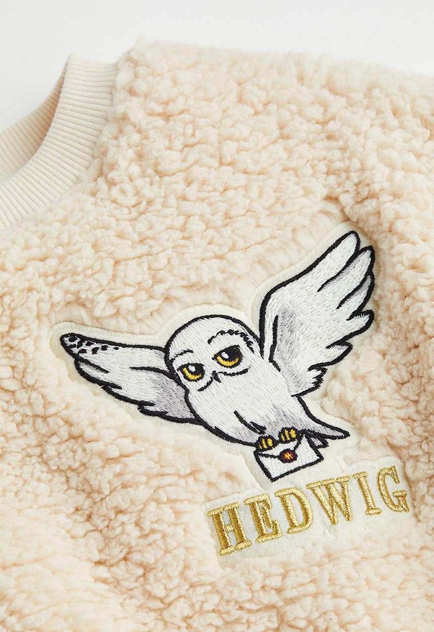 H&M - Appliquéd teddy sweatshirt - light beige/harry potter