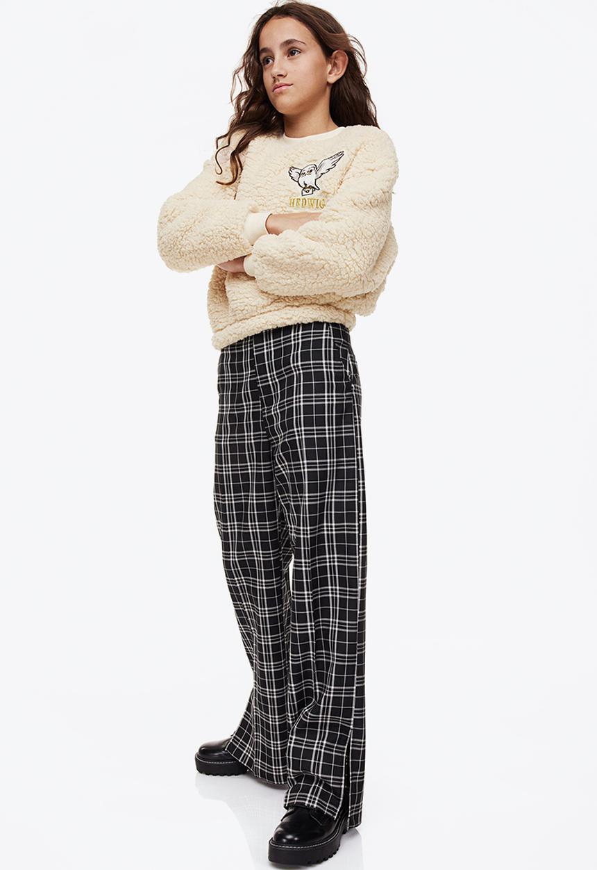 H&M - Appliquéd teddy sweatshirt - light beige/harry potter