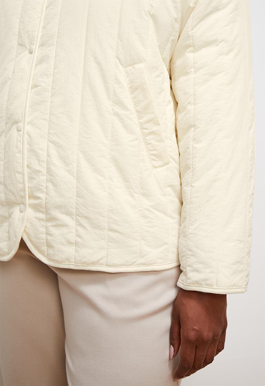 edit - Collarless puffer - ecru