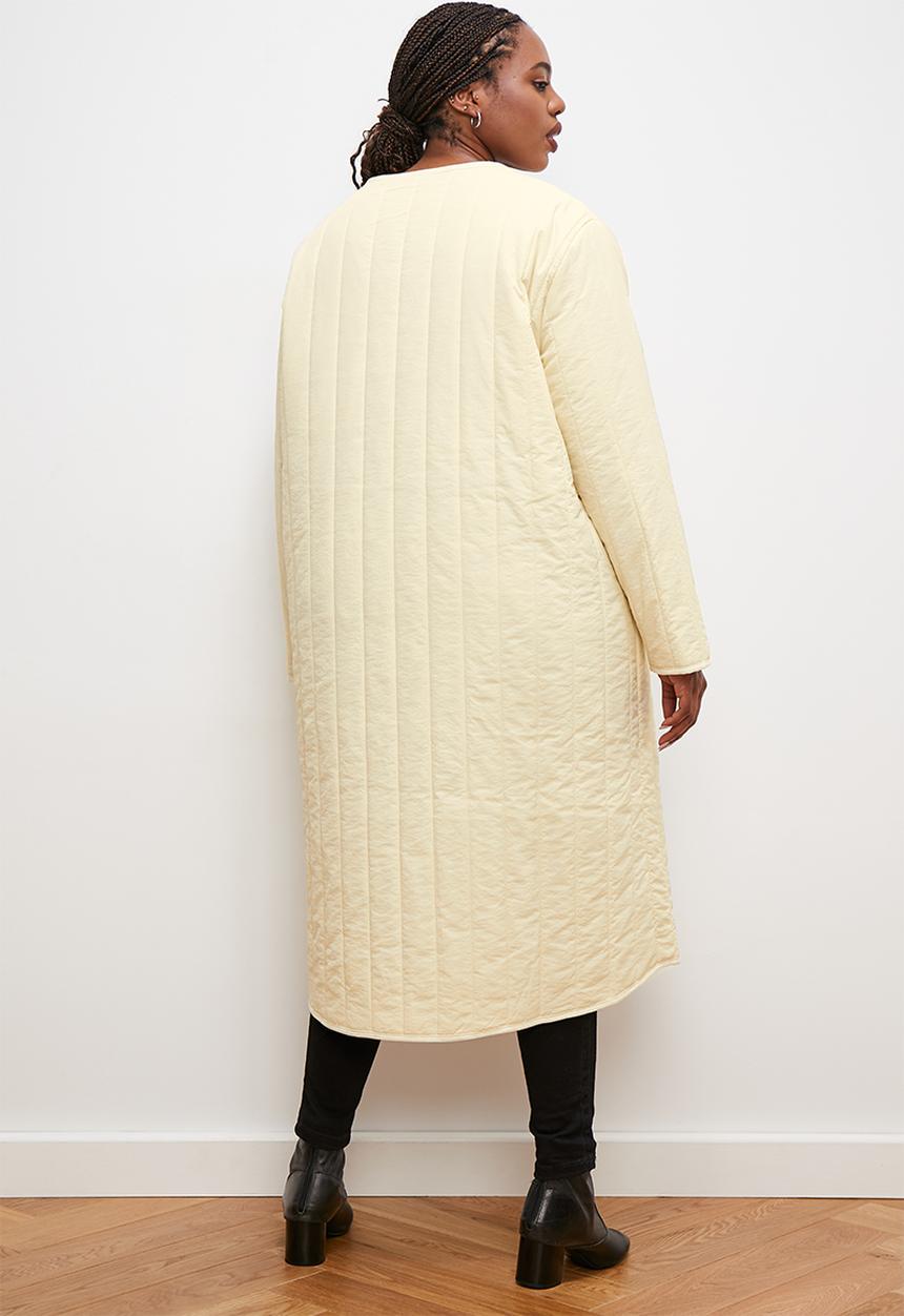 edit - Collarless puffer coat - ecru
