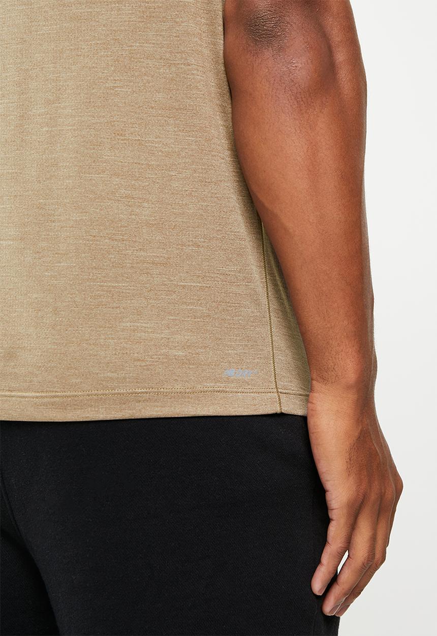 New Balance  - Tenacity short sleeve - mushroom heather
