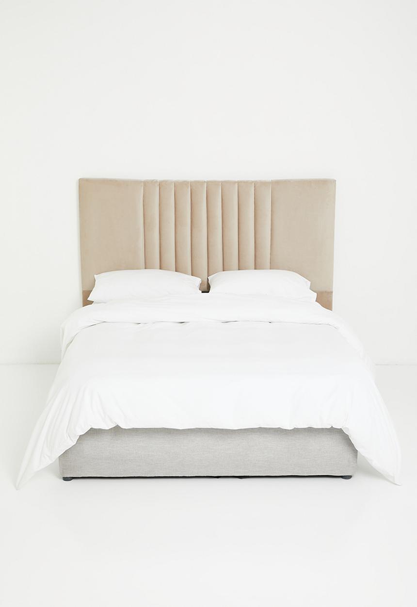 Fine Living - Chelsea headboard - natural